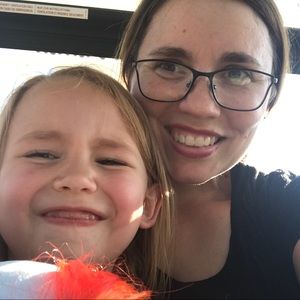 Meet your Posher, Lori